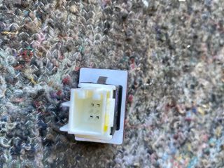 bontott SKODA SUPERB II Vészvillogó Kapcsoló