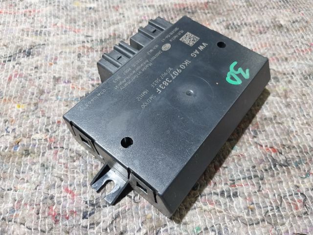 bontott SKODA SUPERB II Vonóhorog Elektronika