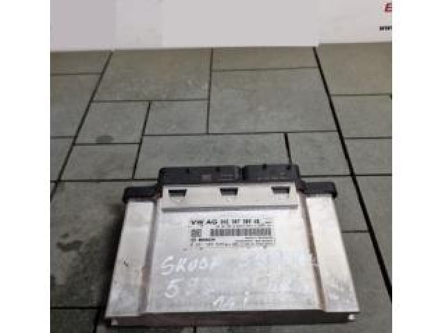 bontott SKODA SUPERB III Motorvezérlő