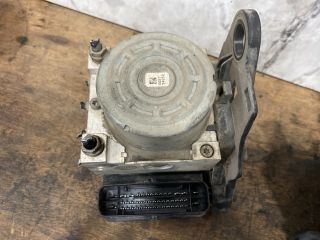 bontott SKODA SUPERB III ABS Kocka