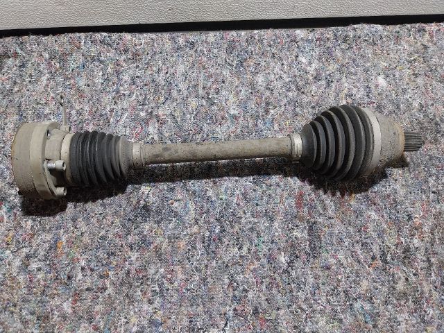 bontott SKODA SUPERB III Bal Féltengely