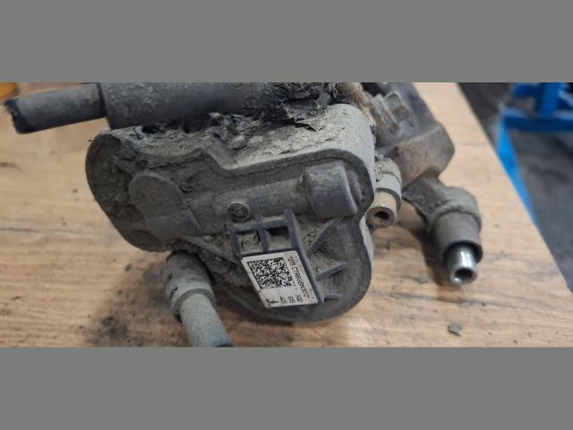 bontott SKODA SUPERB III Bal hátsó Féknyereg Munkahengerrel