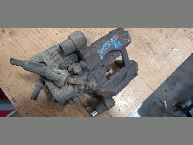 bontott SKODA SUPERB III Bal hátsó Féknyereg Munkahengerrel