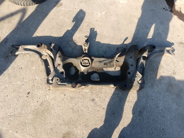 bontott SKODA SUPERB III Első Bölcső