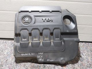 bontott SKODA SUPERB III Felső Motorburkolat