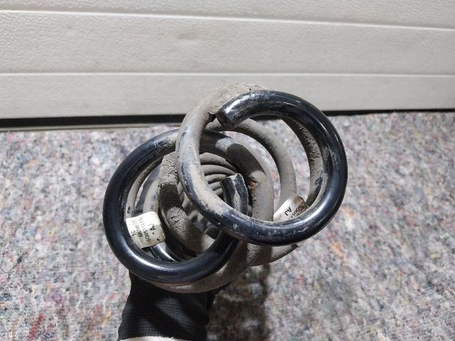 bontott SKODA SUPERB III Hátsó Rugó Pár