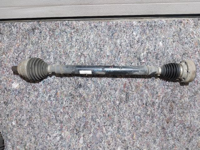 bontott SKODA SUPERB III Jobb Féltengely