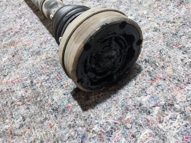 bontott SKODA SUPERB III Jobb Féltengely