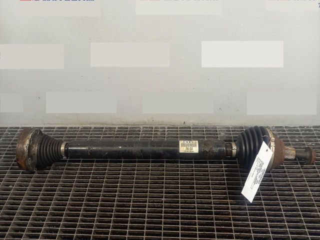 bontott SKODA SUPERB III Jobb Féltengely