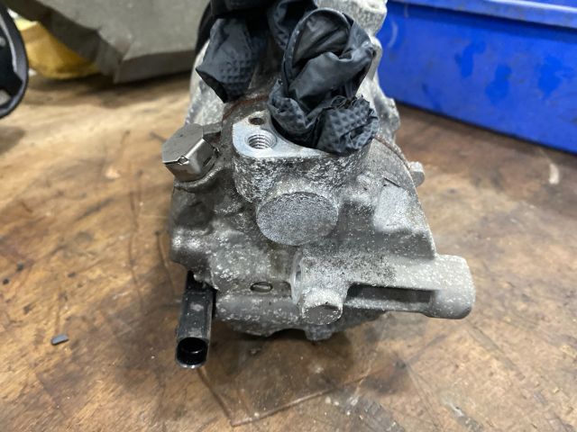 bontott SKODA SUPERB III Klímakompresszor