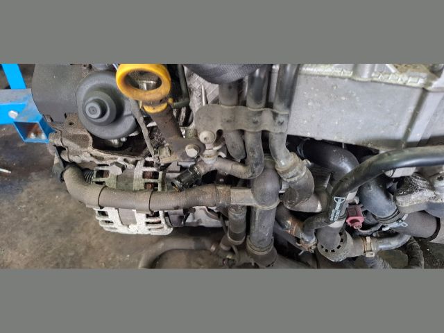 bontott SKODA SUPERB III Motor (Fűzött blokk hengerfejjel)