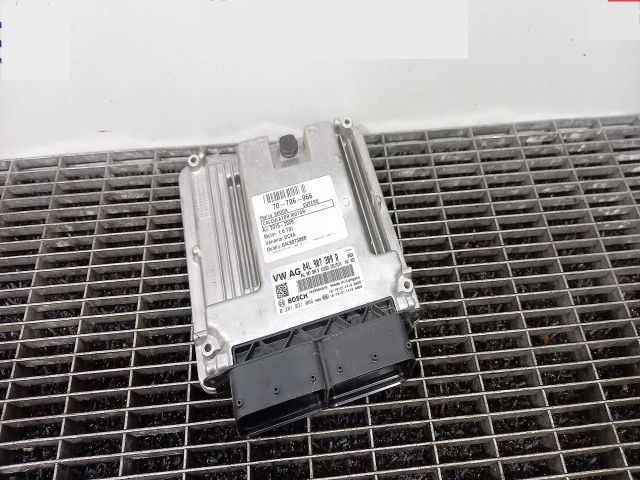 bontott SKODA SUPERB III Motorvezérlő