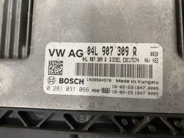 bontott SKODA SUPERB III Motorvezérlő