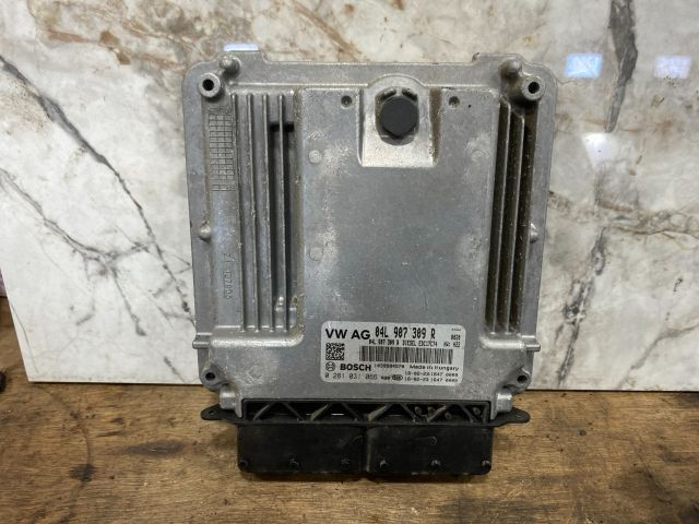 bontott SKODA SUPERB III Motorvezérlő