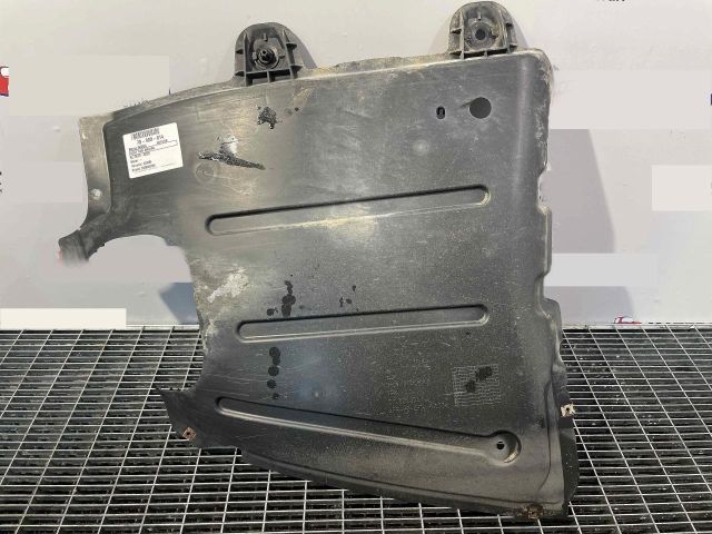 bontott SKODA SUPERB III Alsó Motorburkolat