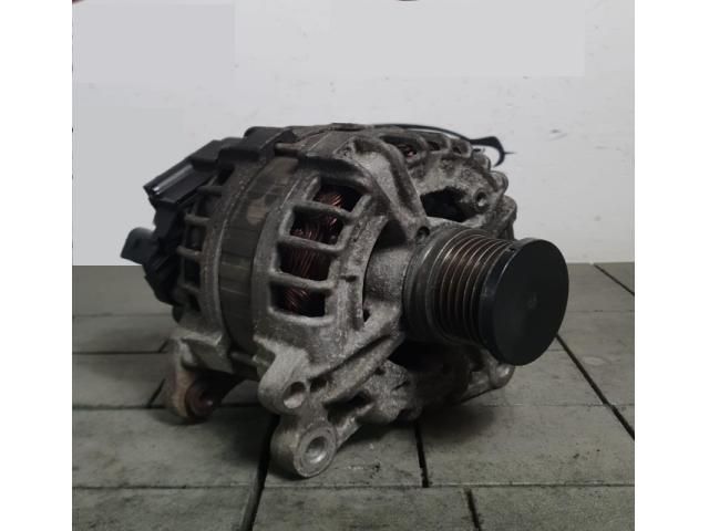 bontott SKODA SUPERB III Generátor