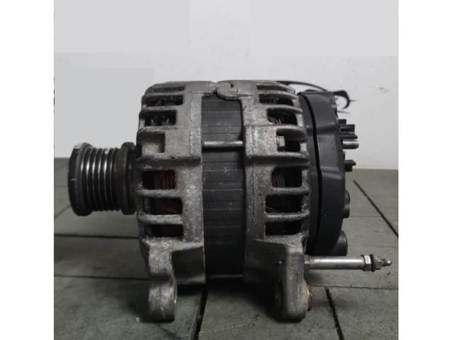 bontott SKODA SUPERB III Generátor