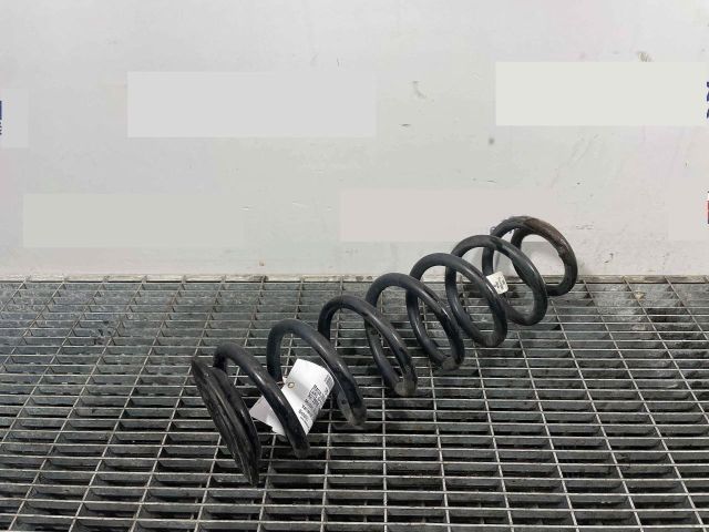 bontott SKODA SUPERB III Hátsó Rugó