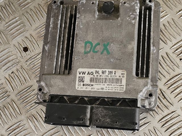 bontott SKODA SUPERB III Motorvezérlő