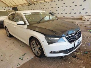 bontott SKODA SUPERB III Tank