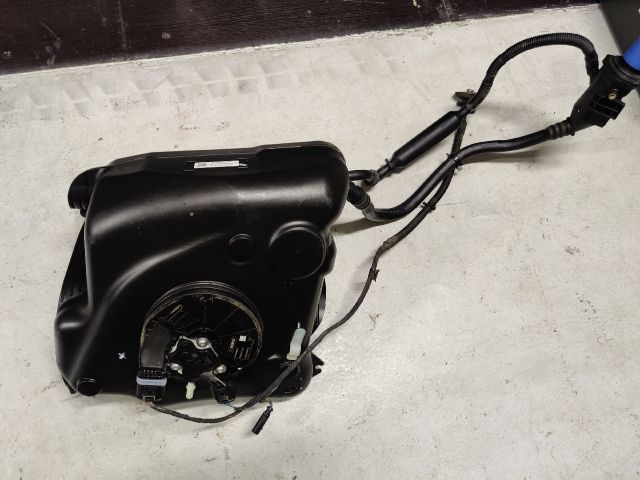 bontott SKODA SUPERB III AdBlue Tartály