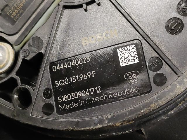 bontott SKODA SUPERB III AdBlue Tartály