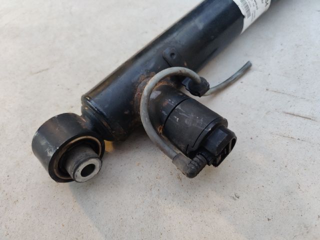 bontott SKODA SUPERB III Jobb hátsó Lengéscsillapító