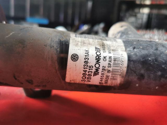 bontott SKODA SUPERB III Bal első Lengéscsillapító