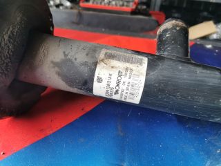 bontott SKODA SUPERB III Jobb első Lengéscsillapító