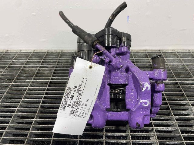 bontott SKODA SUPERB III Jobb hátsó Féknyereg Munkahengerrel