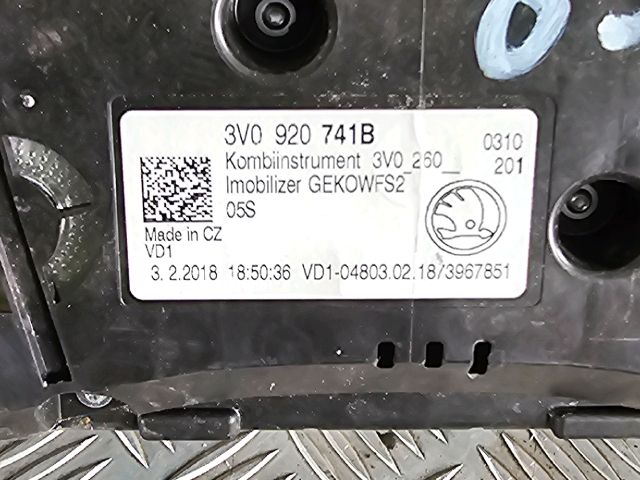 bontott SKODA SUPERB III Kilométeróra