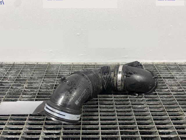 bontott SKODA SUPERB III Légbeömlő Cső