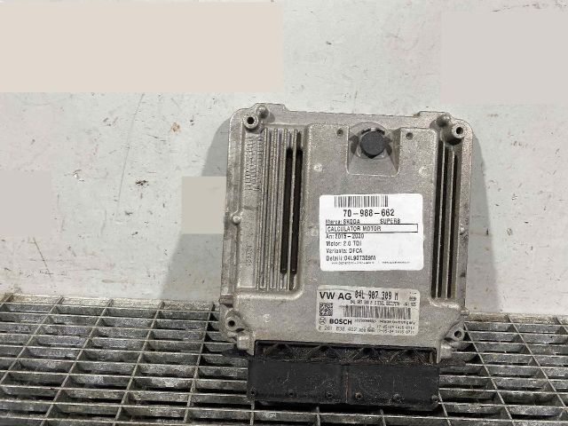 bontott SKODA SUPERB III Motorvezérlő