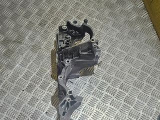 bontott SKODA SUPERB III Generátor Tartó Bak