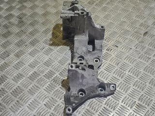 bontott SKODA SUPERB III Generátor Tartó Bak