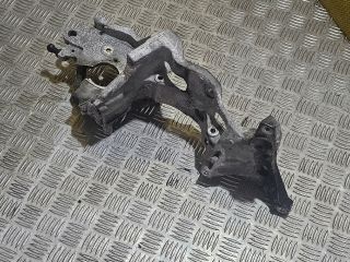 bontott SKODA SUPERB III Generátor Tartó Bak