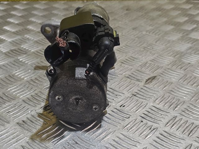 bontott SKODA SUPERB III Önindító