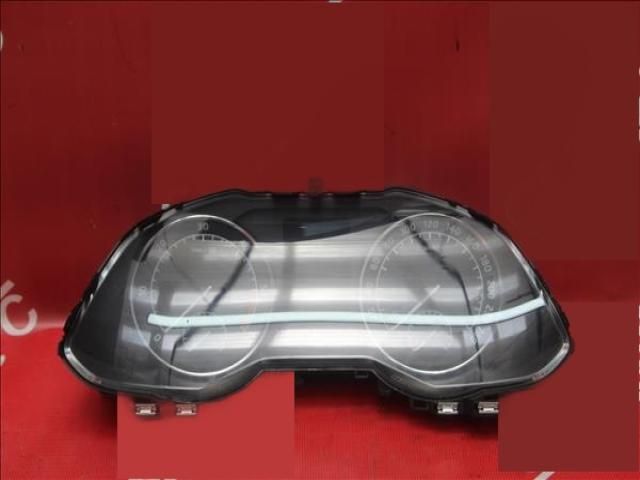 bontott SKODA SUPERB III Kilométeróra