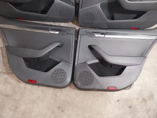 bontott SKODA SUPERB III Ajtó Kárpit Szett