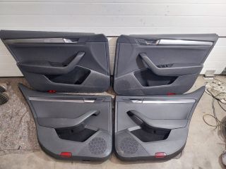 bontott SKODA SUPERB III Ajtó Kárpit Szett