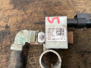 bontott SKODA SUPERB III Akkumulátor Vezérlő Panel