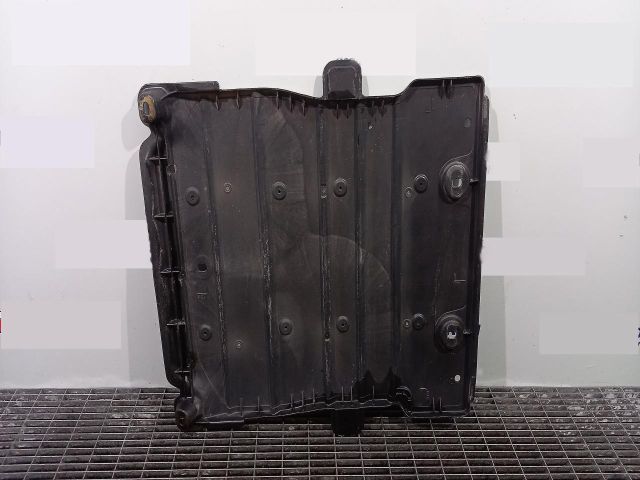 bontott SKODA SUPERB III Alsó Motorburkolat