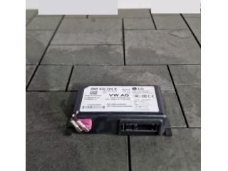 bontott SKODA SUPERB III Antenna Erősítő