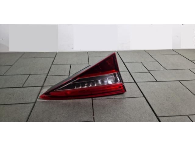 bontott SKODA SUPERB III Bal Belső Hátsó Lámpa