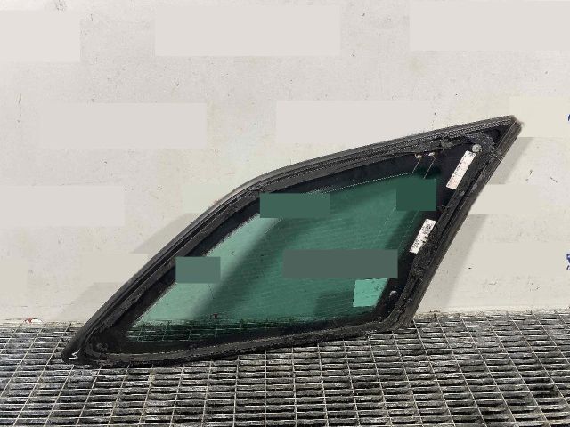 bontott SKODA SUPERB III Bal C Oszlop