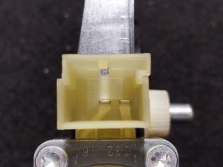 bontott SKODA SUPERB III Bal első Ablakemelő Motor