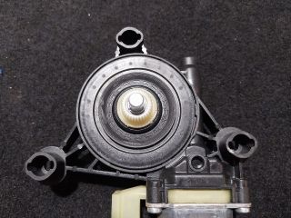 bontott SKODA SUPERB III Bal első Ablakemelő Motor