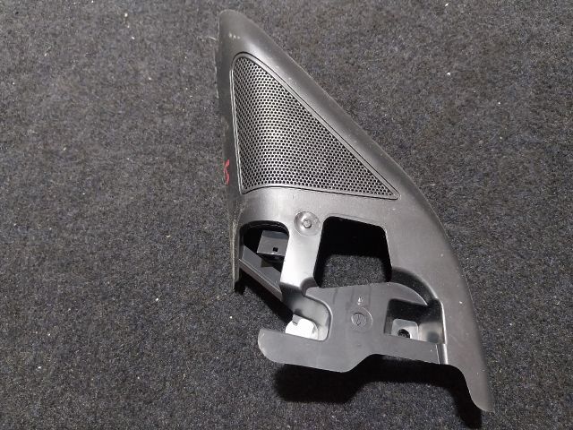 bontott SKODA SUPERB III Bal első Kis Hangszóró Burkolat