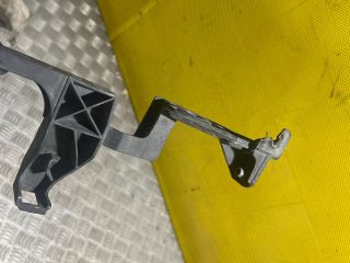 bontott SKODA SUPERB III Bal első Oldal Lökhárító Tartó (Műanyag)