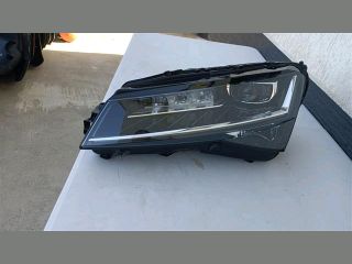 bontott SKODA SUPERB III Bal Fényszóró